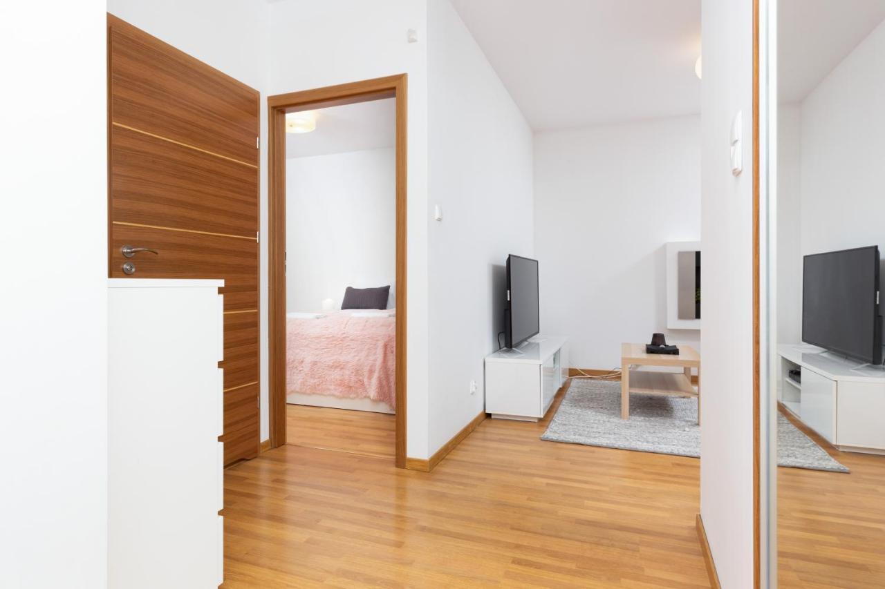 Apartments Platynowa Gdansk By Noclegi Renters エクステリア 写真