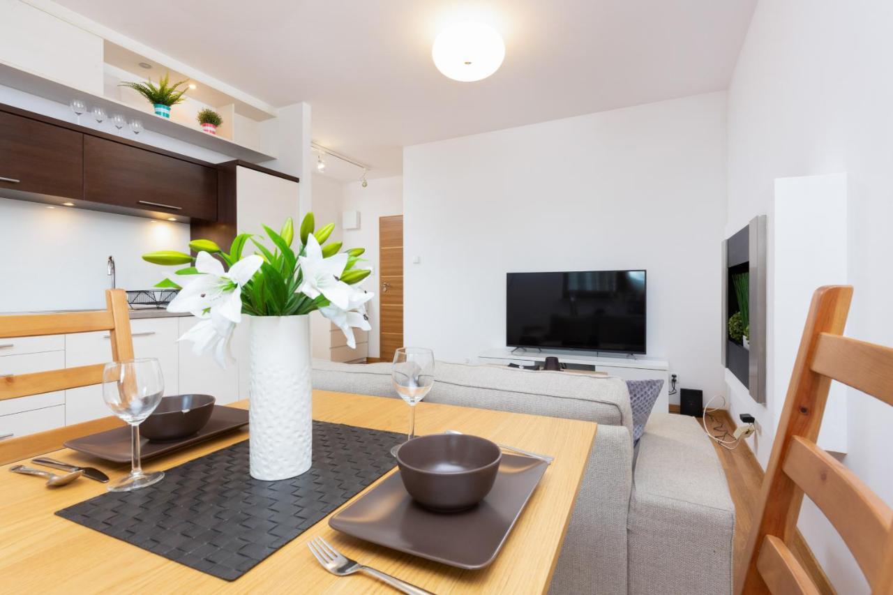 Apartments Platynowa Gdansk By Noclegi Renters エクステリア 写真