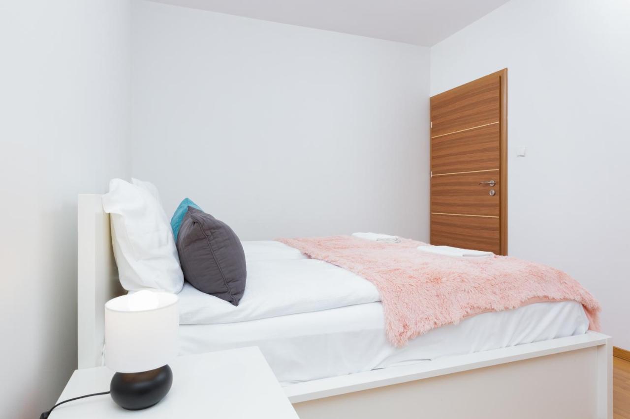 Apartments Platynowa Gdansk By Noclegi Renters エクステリア 写真